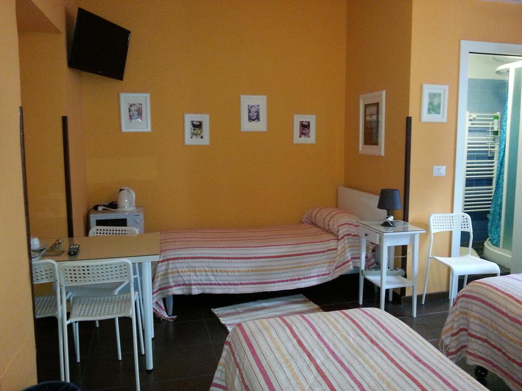 Affittacamere Andronaco Mailand Zimmer foto
